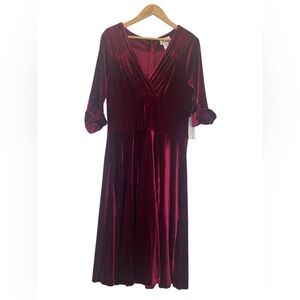 Unique Vintage Burgundy Red Velvet Delores Dress - Size 1X/16